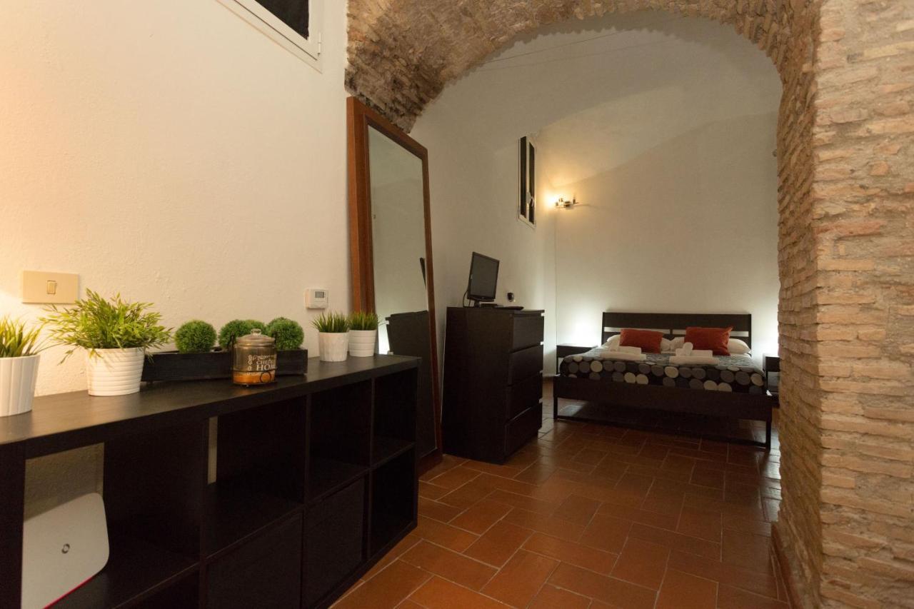 Roman Grotto Experience 5Pax Exterior foto